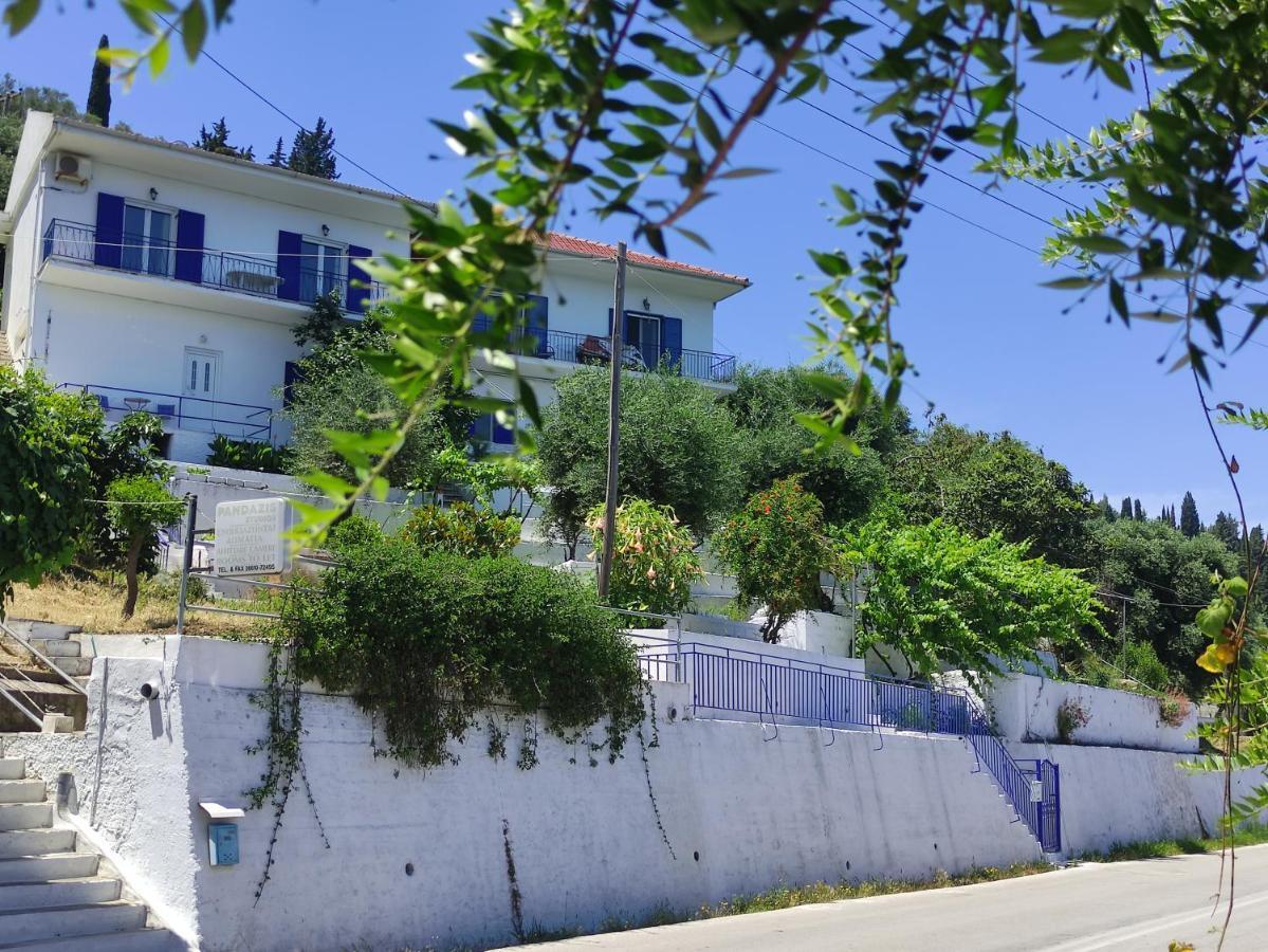 בניטסס Blue And White Apartments 1 מראה חיצוני תמונה