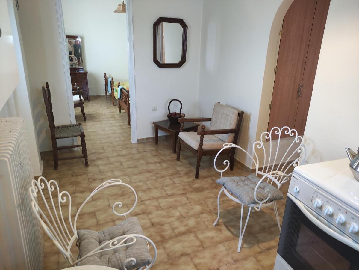 בניטסס Blue And White Apartments 1 מראה חיצוני תמונה
